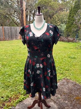 City Chic Black Floral V-Neck Fit & Flare Mini Dress